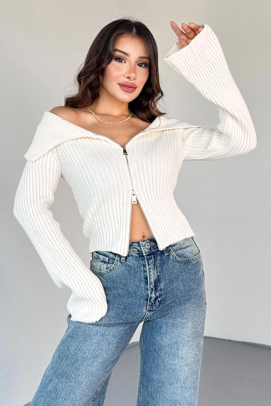 Chic Cozy Zip Cardigan