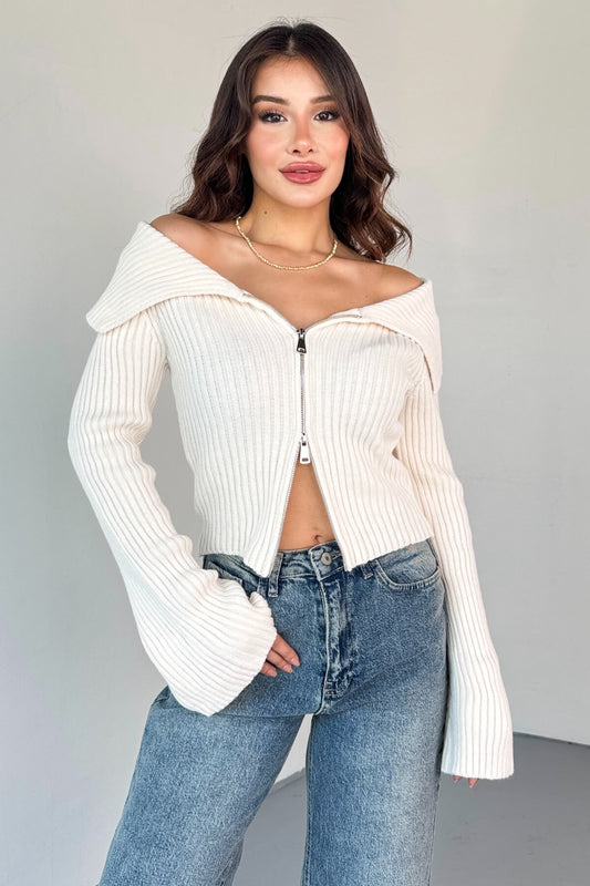 Chic Cozy Zip Cardigan